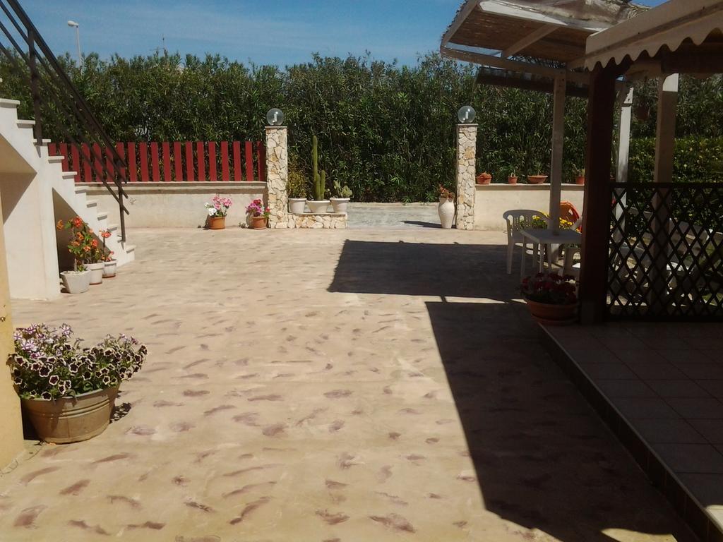 Kamarina Land Bed and Breakfast Santa Croce Camerina Exteriör bild