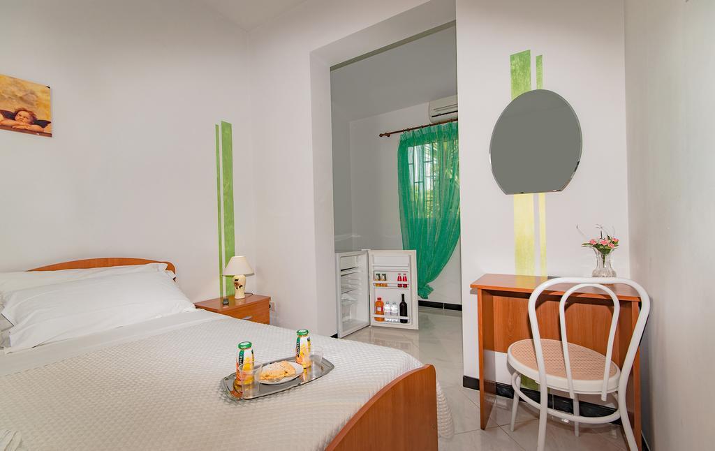 Kamarina Land Bed and Breakfast Santa Croce Camerina Exteriör bild