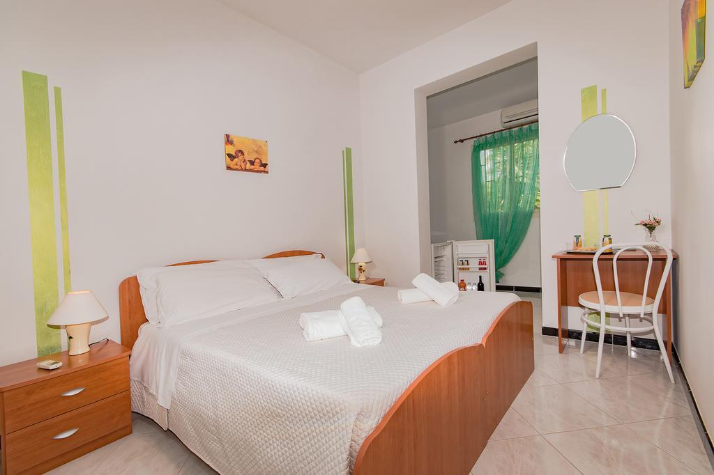 Kamarina Land Bed and Breakfast Santa Croce Camerina Exteriör bild