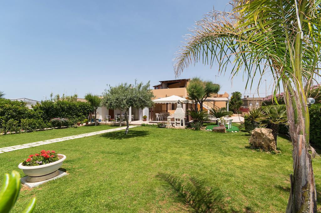 Kamarina Land Bed and Breakfast Santa Croce Camerina Exteriör bild
